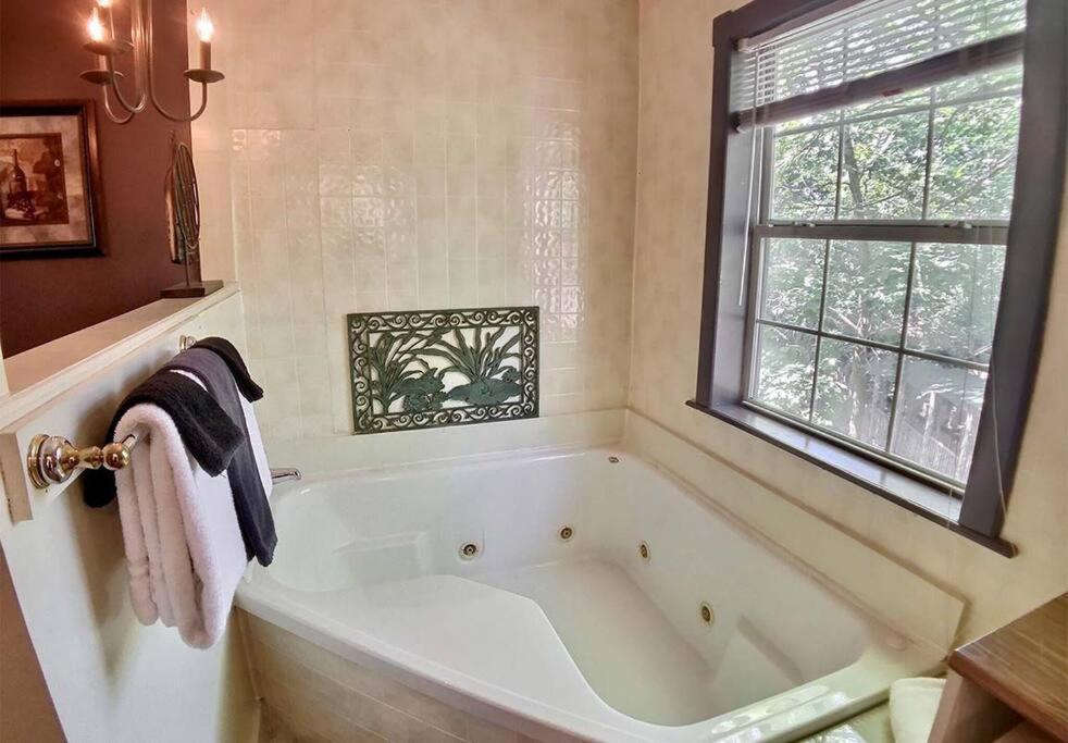 D'Vinery Rock Cottage/ #6 Eureka Springs Extérieur photo